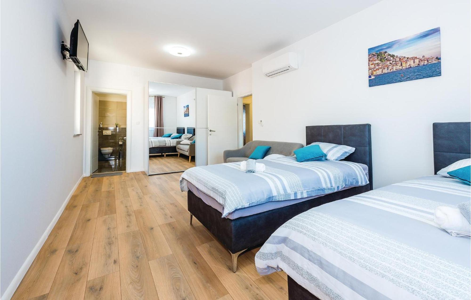 Beautiful Home In Sibenik With Kitchen Экстерьер фото