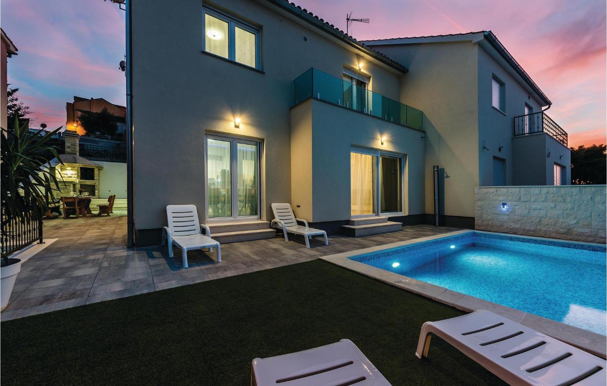 Beautiful Home In Sibenik With Kitchen Экстерьер фото